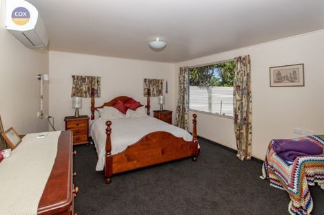 Photo of property in 28 Le Quesne Road, Bay View, Napier, 4104