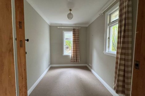 Photo of property in 434a Stokes Valley Road, Stokes Valley, Lower Hutt, 5019