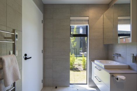 Photo of property in 6 Primary Lane, Wanaka, 9305