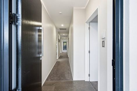 Photo of property in 205 Fifield Terrace, Opawa, Christchurch, 8023