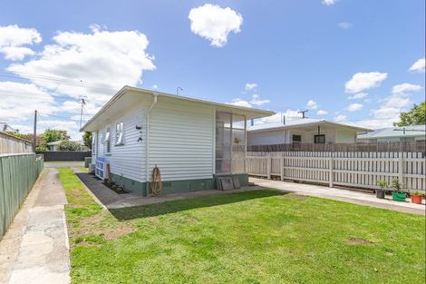 Photo of property in 40 Liverpool Street, Levin, 5510