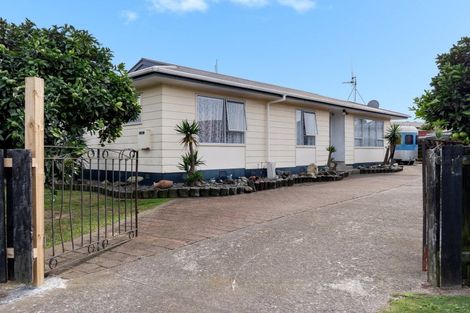 Photo of property in 5 Eversham Road, Mount Maunganui, 3116