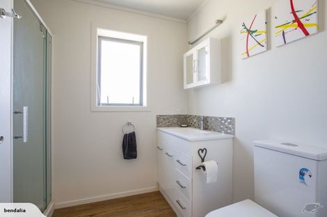 Photo of property in 353 Hughes Line, West Taratahi, Carterton, 5887