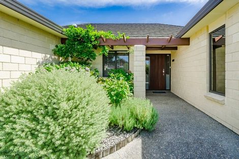 Photo of property in 23 Consort Close, Paraparaumu Beach, Paraparaumu, 5032