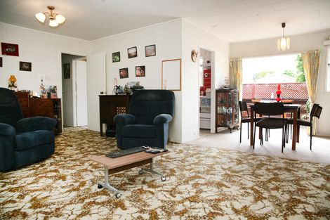 Photo of property in 43 Redcrest Avenue, Red Hill, Papakura, 2110