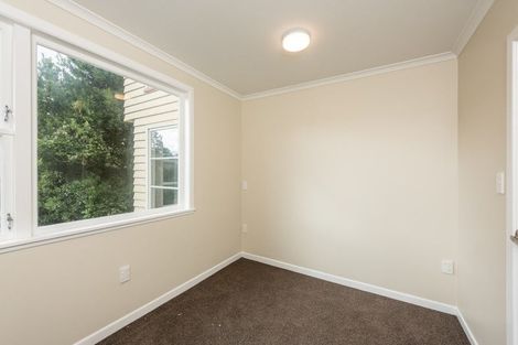 Photo of property in 58 Garden Road, Northland, Wellington, 6012