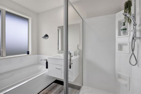 Photo of property in 4 Waitaha Place, Bell Block, New Plymouth, 4312