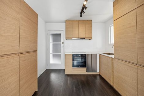 Photo of property in 2/56 Hume Street, Sydenham, Christchurch, 8023