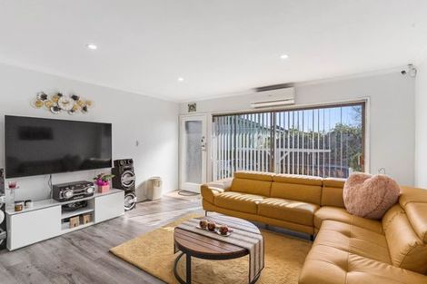 Photo of property in 3/87 Station Road, Papatoetoe, Auckland, 2025