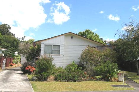 Photo of property in 28 Salamanca Road, Sunnynook, Auckland, 0620