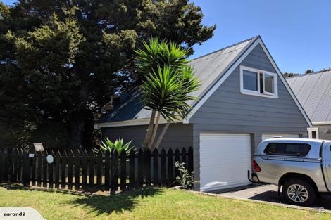 Photo of property in 13 Abbeygate Street, Birkdale, Auckland, 0626