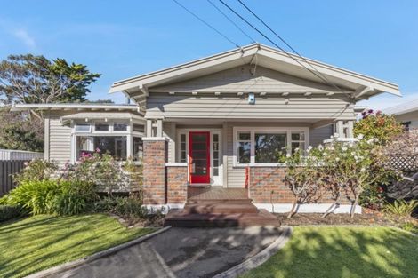 Photo of property in 32 Trafalgar Street, Waiwhetu, Lower Hutt, 5010