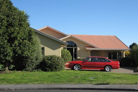 Photo of property in 23 Grosvenor Place, Rototuna, Hamilton, 3210