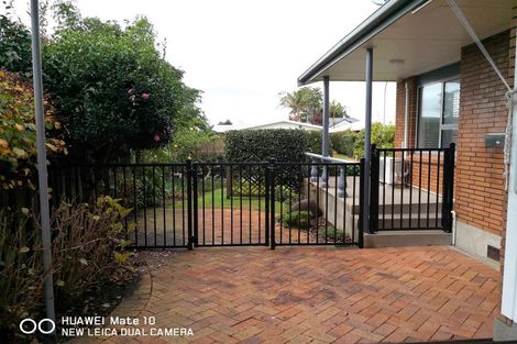 Photo of property in 12 Cedar Grove, Matua, Tauranga, 3110
