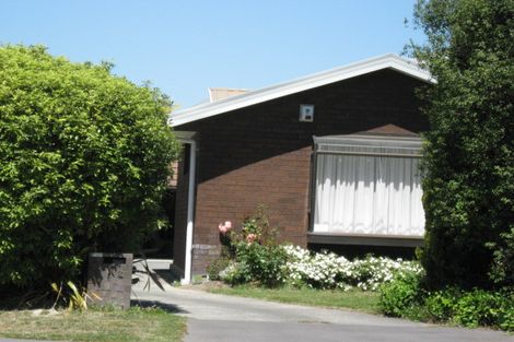 Photo of property in 5 Kedleston Drive, Avonhead, Christchurch, 8042