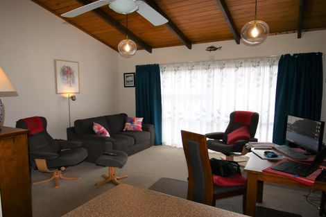 Photo of property in Cedar Court, 7/1 Ash Grove Circle, Haruru, 0204