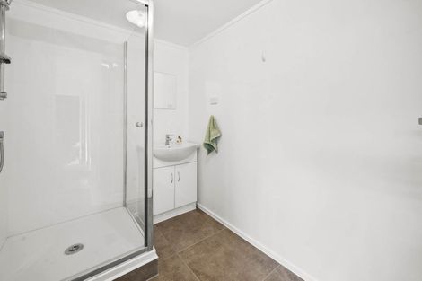 Photo of property in 2 Thackeray Place, Owhata, Rotorua, 3010