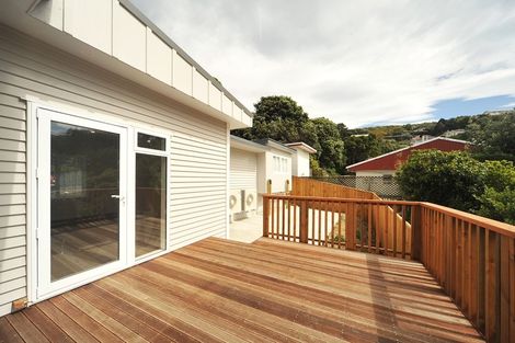 Photo of property in 10 Kellsmere Crescent, Island Bay, Wellington, 6023