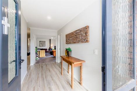 Photo of property in 22 Waterstone Avenue, Paraparaumu, 5032