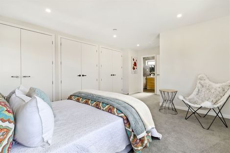 Photo of property in 7 Eric Gifford Drive, Ranui, Auckland, 0612