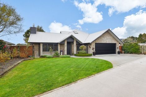 Photo of property in 23 Stonebridge Park Drive, Holdens Bay, Rotorua, 3010