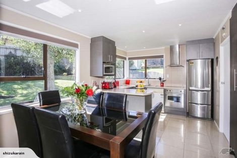 Photo of property in 9 Glucina Place, Glen Eden, Auckland, 0602
