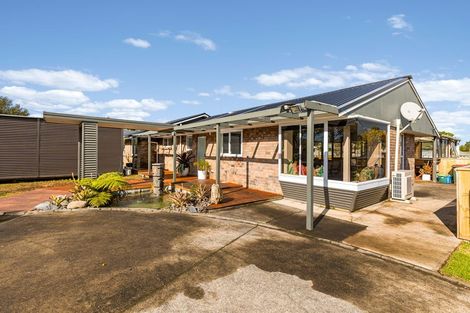 Photo of property in 7b Beach Road, Omata, New Plymouth, 4374