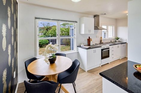 Photo of property in 31 Priscilla Crescent, Kingston, Wellington, 6021