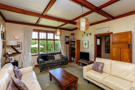 Photo of property in 103 Gover Street, New Plymouth, 4310