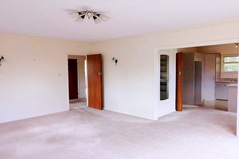 Photo of property in 90 Hillcrest Avenue, Hillcrest, Auckland, 0627