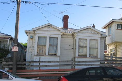 Photo of property in 9 Caroline Street, Mount Victoria, Wellington, 6011