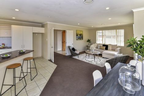 Photo of property in 7 Dapple Place, Flat Bush, Auckland, 2019
