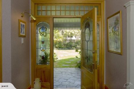 Photo of property in 52 Cheltenham Road, Devonport, Auckland, 0624