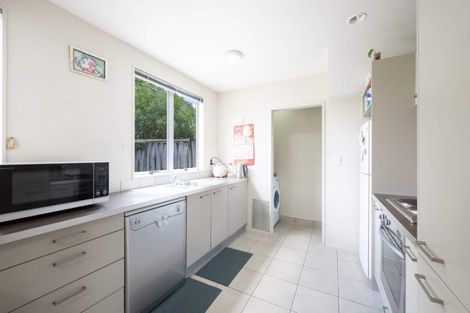 Photo of property in 20 Albionvale Road, Glen Eden, Auckland, 0602