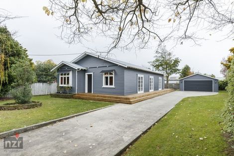 Photo of property in 16 Pirinoa Street, Feilding, 4702