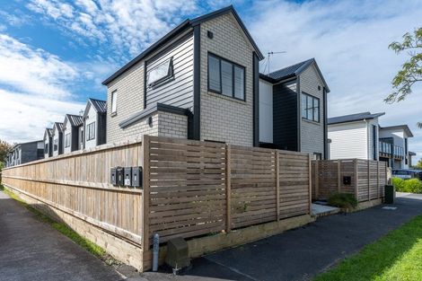 Photo of property in 1/12 Charlemont Street, Whitiora, Hamilton, 3200