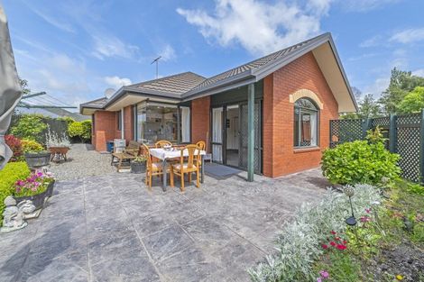 Photo of property in 17f Matawai Close, Rangiora, 7400