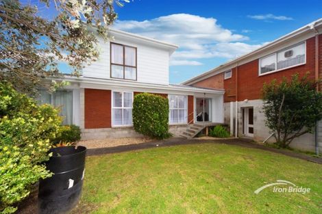 Photo of property in 3/34 Rewarewa Road, Te Atatu Peninsula, Auckland, 0610