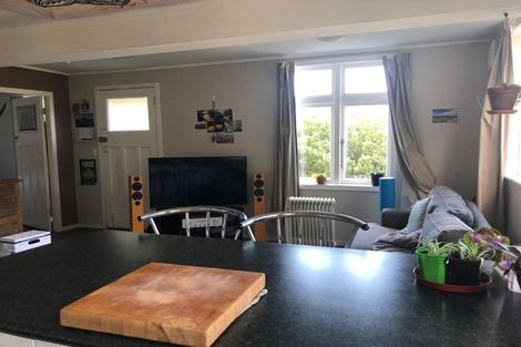 Photo of property in 2/44 Ribble Street, Island Bay, Wellington, 6023