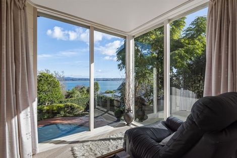 Photo of property in 27 Hadfield Street, Beach Haven, Auckland, 0626