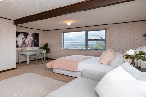 Photo of property in 49 Cameron Road, Bluff Hill, Napier, 4110