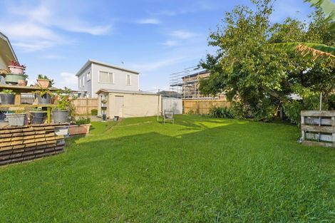 Photo of property in 170 Mahia Road, Wattle Downs, Auckland, 2103