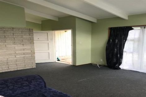 Photo of property in 6 Damian Way, Weymouth, Auckland, 2103