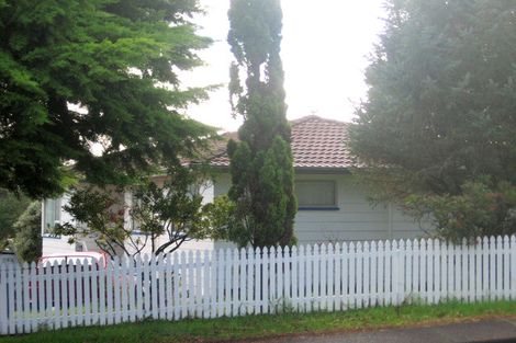 Photo of property in 104 Reynella Drive, Massey, Auckland, 0614