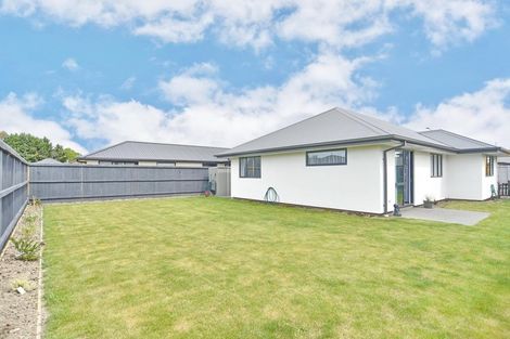 Photo of property in 20 Tara Crescent, Woodend, 7610
