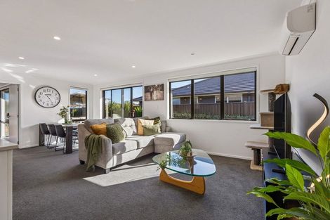 Photo of property in 11 Springwater Lane, Pyes Pa, Tauranga, 3112