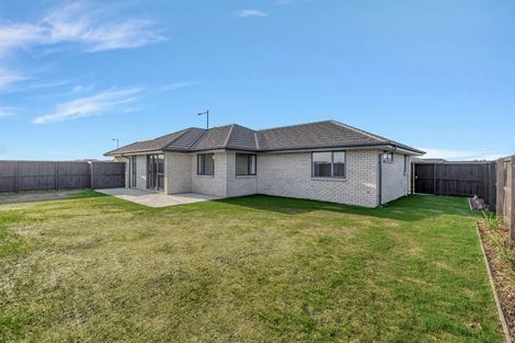 Photo of property in 106 Broadway Parade, Rolleston, 7615