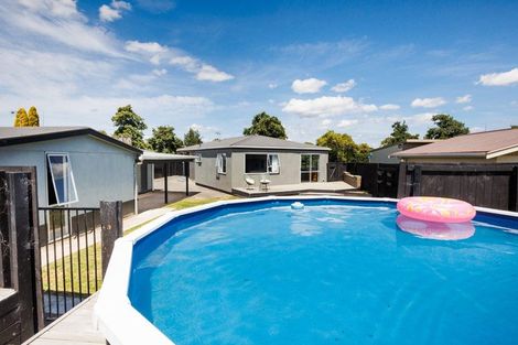 Photo of property in 108 Apollo Parade, Milson, Palmerston North, 4414