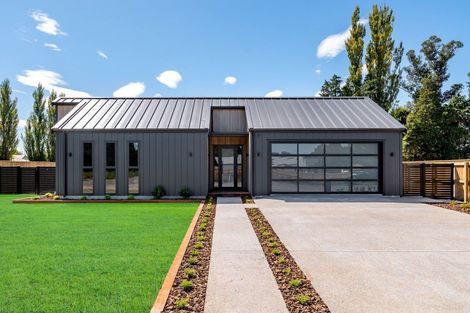 Photo of property in 36 Orchard Road, Greytown, 5712