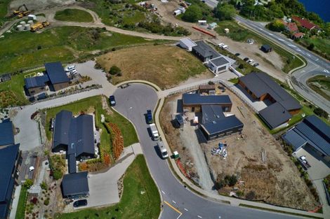 Photo of property in 10 Red Deer Rise, Kelvin Heights, Queenstown, 9300